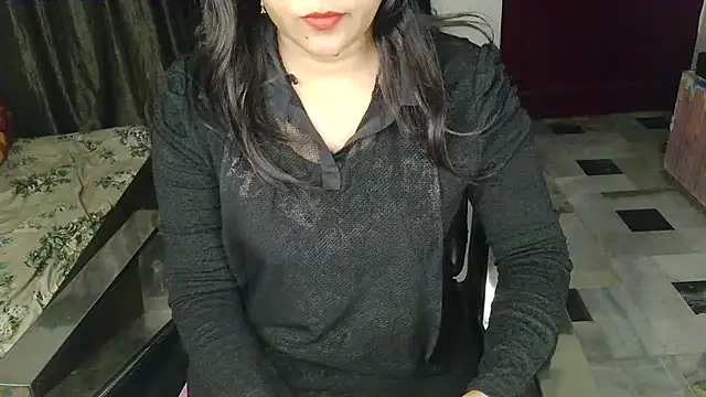 Snapshot of aarushi_sharmaa chatting on November 20, 3:56 pm aarushi sharmaa online show from November 20, 3:56 pm