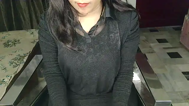 Snapshot of aarushi_sharmaa chatting on November 21, 4:22 am aarushi sharmaa online show from November 21, 4:22 am