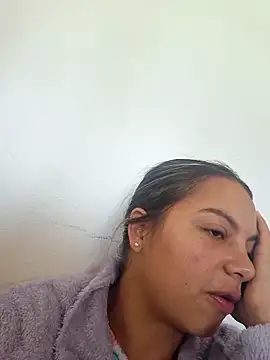 Snapshot of Daila_20_ chatting on October 14, 12:50 pm Daila 20 online show from October 14, 12:50 pm