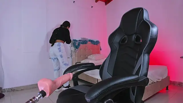 Snapshot of Daila_20_ chatting on January 6, 1:15 pm Daila 20 online show from January 6, 1:15 pm