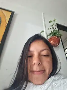 Snapshot of Daila_20_ chatting on February 18, 10:28 pm Daila 20 online show from February 18, 10:28 pm