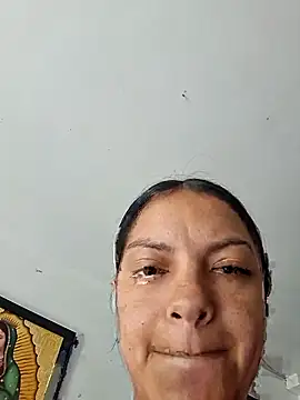 Snapshot of Daila_20_ chatting on February 23, 1:52 pm Daila 20 online show from February 23, 1:52 pm