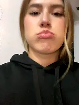 Jimena White  online show from October 15, 5:07 am