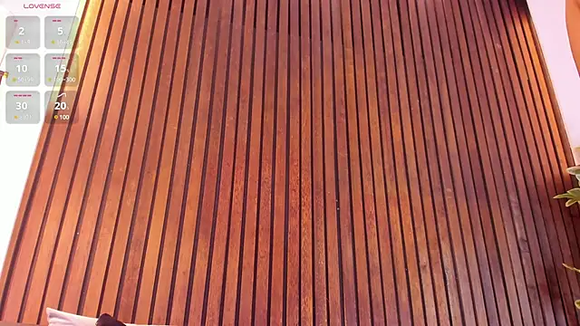 Jennmiiller  online show from March 20, 5:58 pm