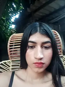 Snapshot of Julix_A chatting on January 19, 11:23 am Julix A online show from January 19, 11:23 am