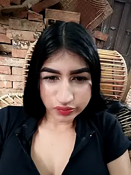 Snapshot of Julix_A chatting on December 20, 1:07 pm Julix A online show from December 20, 1:07 pm