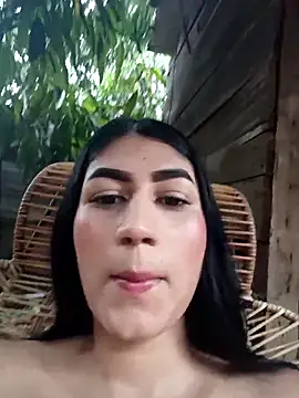 Snapshot of Julix_A chatting on March 6, 9:22 pm Julix A online show from March 6, 9:22 pm