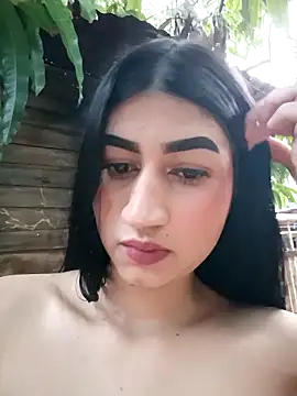 Snapshot of Julix_A chatting on March 7, 9:23 pm Julix A online show from March 7, 9:23 pm