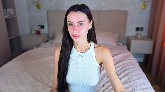 Snapshot of Snow_WhiteeeX chatting on June 24, 2:05 pm Snow WhiteeeX online show from June 24, 2:05 pm