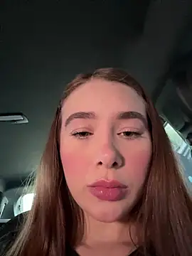 Lanataylor- online show from February 25, 7:56 pm