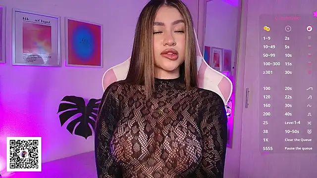 Snapshot of Liujunne2 chatting on November 12, 10:41 pm Liujunne2 online show from November 12, 10:41 pm