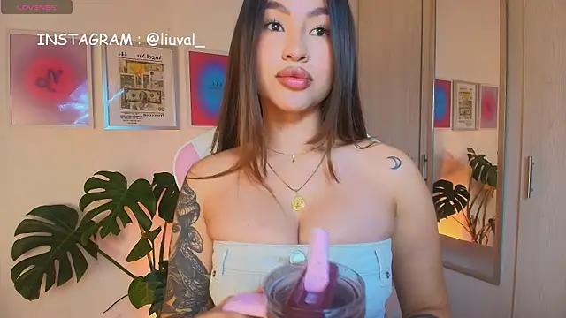 Liujunne2 online show from May 26, 1:34 am