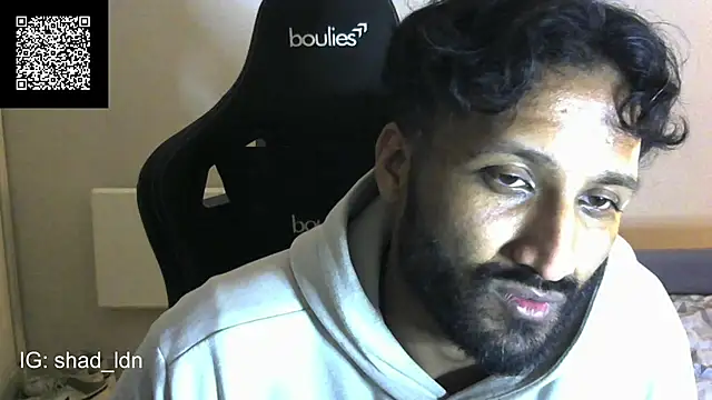 Snapshot of shadthebiguy chatting on December 21, 11:34 pm shadthebiguy online show from December 21, 11:34 pm