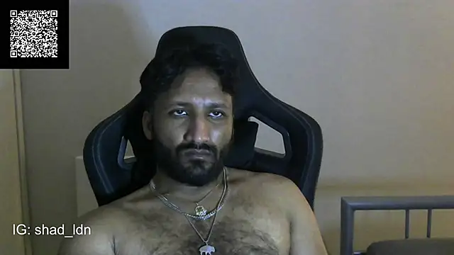 Snapshot of shadthebiguy chatting on December 25, 1:20 am shadthebiguy online show from December 25, 1:20 am