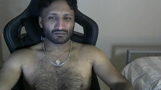 Snapshot of shadthebiguy chatting on March 14, 12:54 am shadthebiguy online show from March 14, 12:54 am