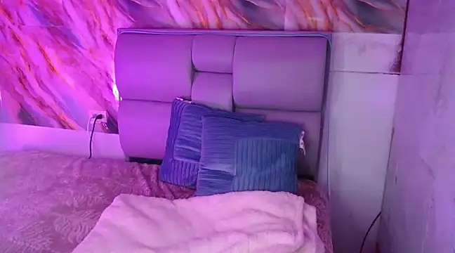 Freyja 01 online show from March 9, 11:25 pm