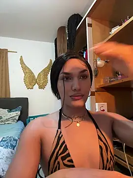Snapshot of cataafitt chatting on May 3, 4:18 am cataafitt online show from May 3, 4:18 am