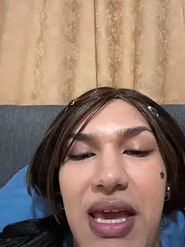 Snapshot of cataafitt chatting on May 13, 4:43 am cataafitt online show from May 13, 4:43 am