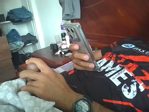 Snapshot of exmilitary chatting on February 17, 3:40 pm exmilitary online show from February 17, 3:40 pm