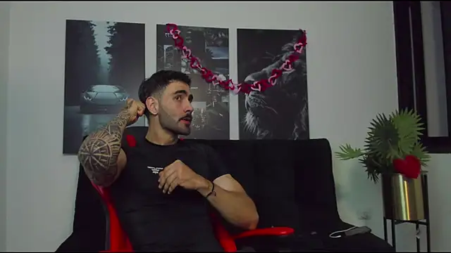 Austin bolt online show from February 15, 2:58 am