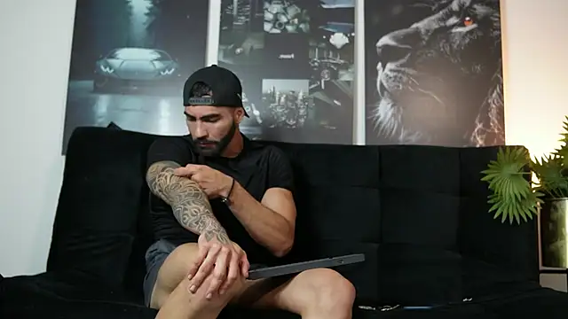 Austin bolt online show from October 10, 2:43 am