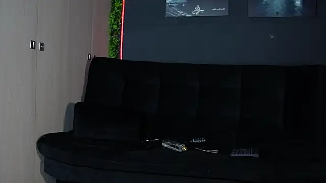 Austin bolt online show from January 14, 2:50 am