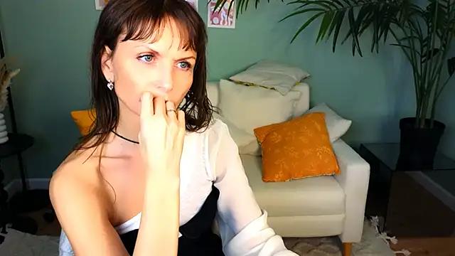 Elizabe th online show from January 20, 9:24 am