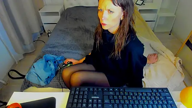 Elizabe th online show from January 22, 12:48 am