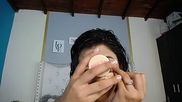 dante ferraraa online show from October 15, 8:09 pm