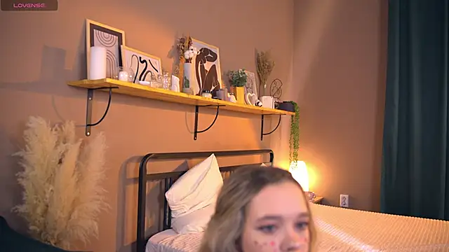  AlinaBailey online show from January 23, 11:37 am