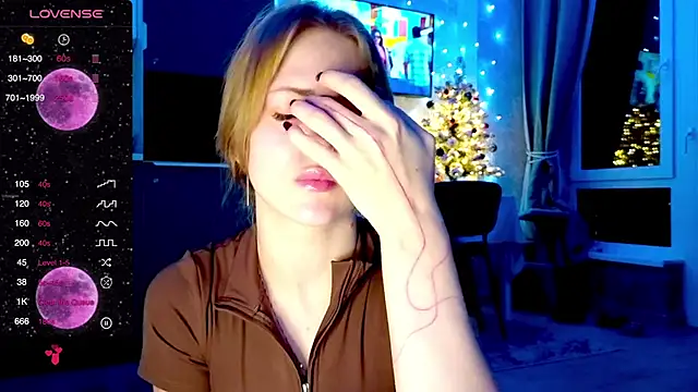 Snapshot of PureAlisMiracle chatting on December 14, 3:06 pm PureAlisMiracle online show from December 14, 3:06 pm