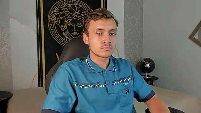 Desmon Clark online show from January 18, 6:03 am