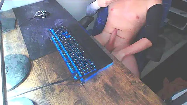 Snapshot of WouldLovetoFuckYou666 chatting on November 23, 2:17 pm WouldLovetoFuckYou666 online show from November 23, 2:17 pm