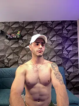 Snapshot of Tayler_duster chatting on January 5, 2:19 pm Tayler duster online show from January 5, 2:19 pm