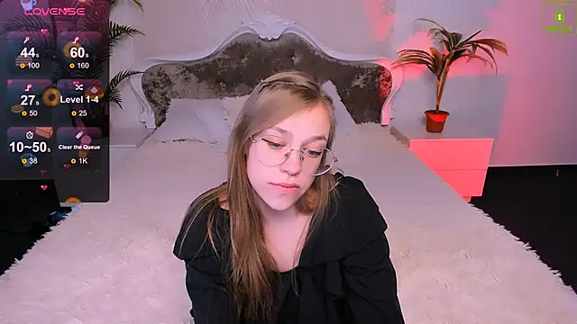 LayriantaVee online show from January 15, 10:06 am