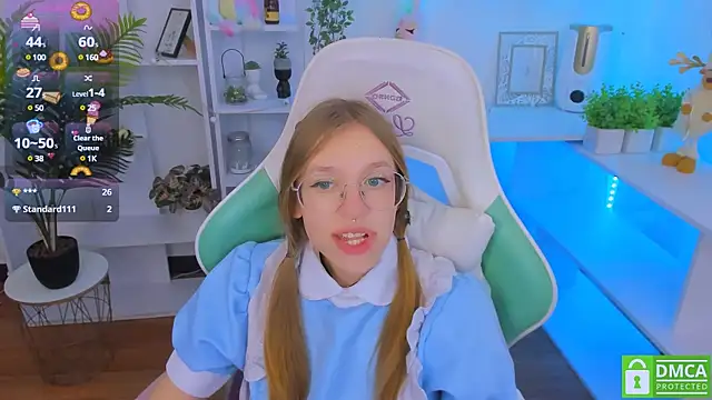 LayriantaVee online show from January 18, 11:00 am