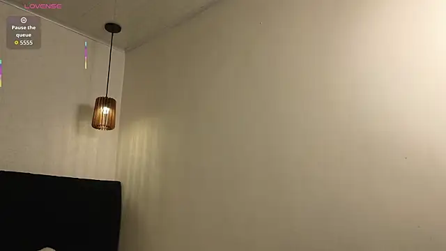 Scarlett  bell online show from September 9, 1:43 pm