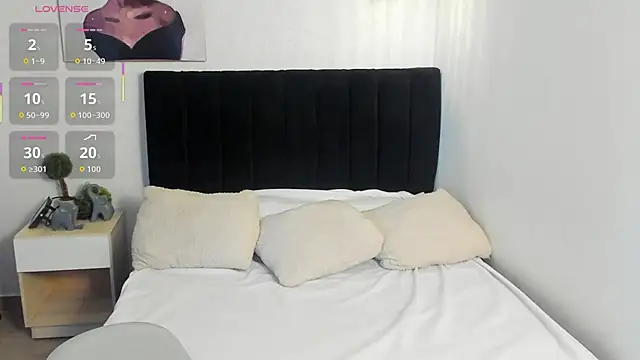 Scarlett  bell online show from September 12, 1:22 pm