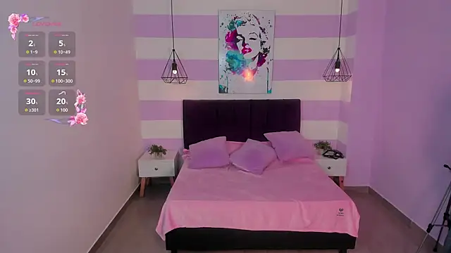 Scarlett  bell online show from November 22, 1:10 pm