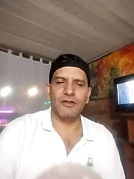 RogueTraveler online show from March 11, 2:06 am