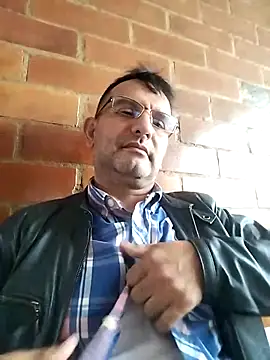 RogueTraveler online show from March 12, 9:43 pm