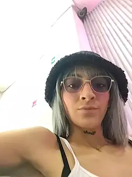 Snapshot of Dani_pegin chatting on October 25, 2:02 pm Dani pegin online show from October 25, 2:02 pm