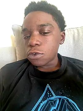 Snapshot of TransboyJay chatting on December 5, 8:00 pm TransboyJay online show from December 5, 8:00 pm