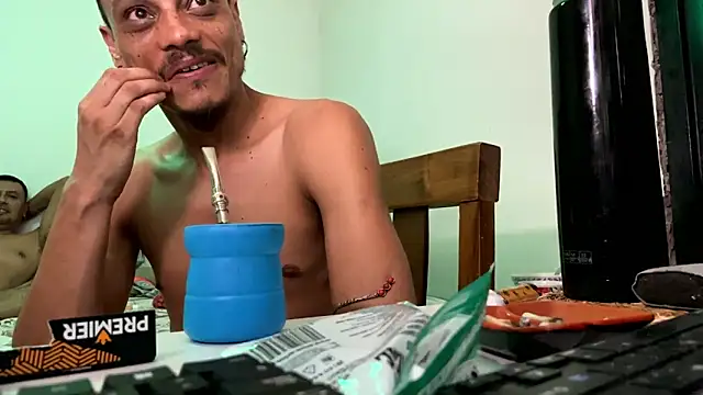 villanocat online show from December 23, 3:18 am