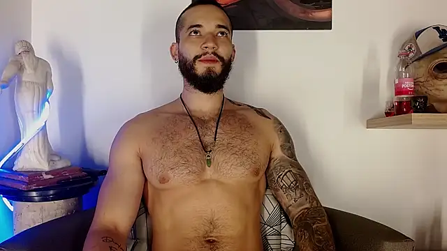 Snapshot of Morgann_jones chatting on June 12, 3:33 pm Morgann jones online show from June 12, 3:33 pm