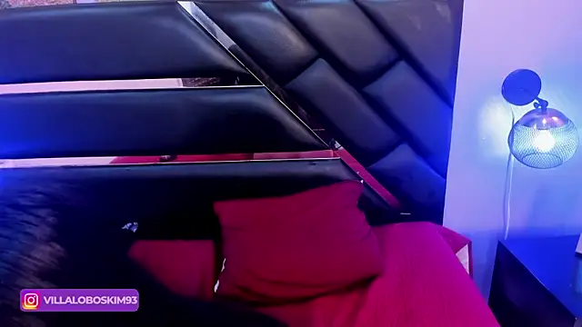 KimberlyVillaLobos online show from February 18, 5:53 pm