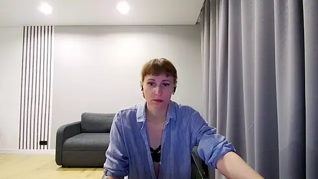 Snapshot of Daniella_Lorente chatting on December 24, 1:49 am Daniella Lorente online show from December 24, 1:49 am