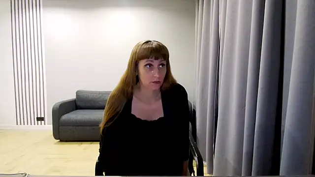 Snapshot of Daniella_Lorente chatting on December 29, 4:38 am Daniella Lorente online show from December 29, 4:38 am