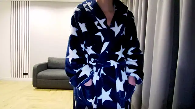 Snapshot of Daniella_Lorente chatting on February 8, 1:11 am Daniella Lorente online show from February 8, 1:11 am