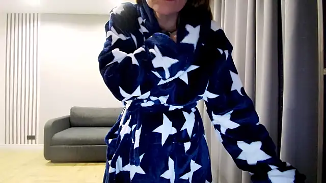 Snapshot of Daniella_Lorente chatting on February 17, 5:14 am Daniella Lorente online show from February 17, 5:14 am